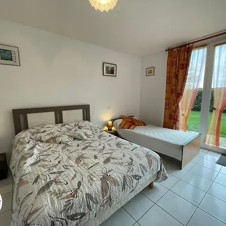 Charmante Grange Renovee Avec Grand Terrain, Wi-fi, Barbecue, Proche Ferme Et Nature - Fr-1-426-131 * La Garnache