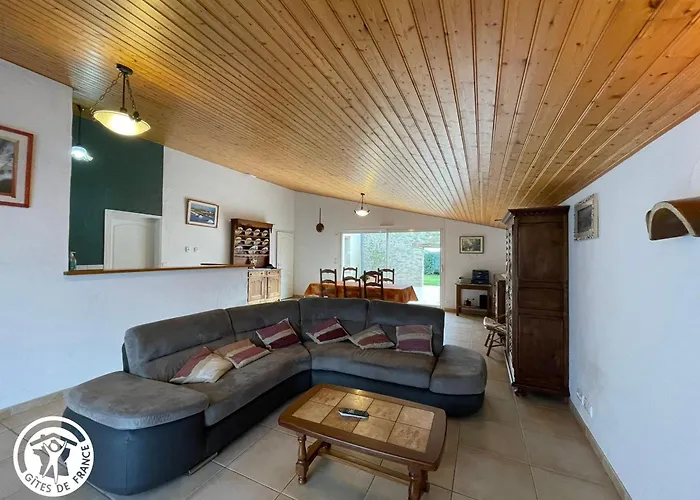 Charmante Grange Renovee Avec Grand Terrain, Wi-fi, Barbecue, Proche Ferme Et Nature - Fr-1-426-131