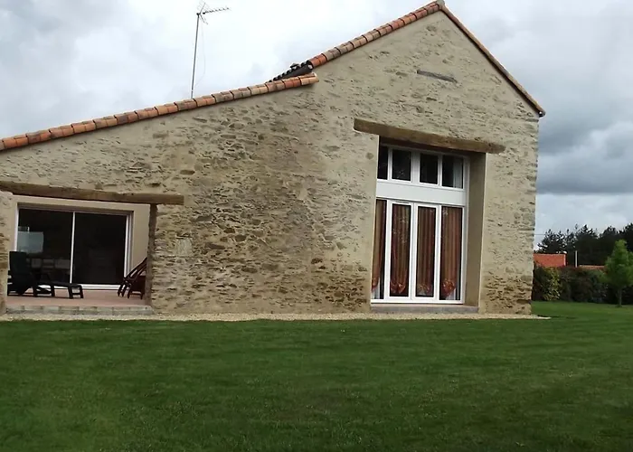 Vakantiehuis Charmante Grange Renovee Avec Grand Terrain, Wi-fi, Barbecue, Proche Ferme Et Nature - Fr-1-426-131